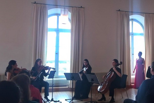 Neujahrskonzert in kleinem, aber feinem Format